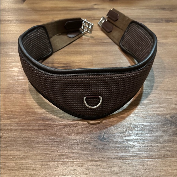 🐴 TOTAL SADDLE FIT Shoulder Relief Girth - Synthetic. Size 46 🐴 - Picture 1 of 4